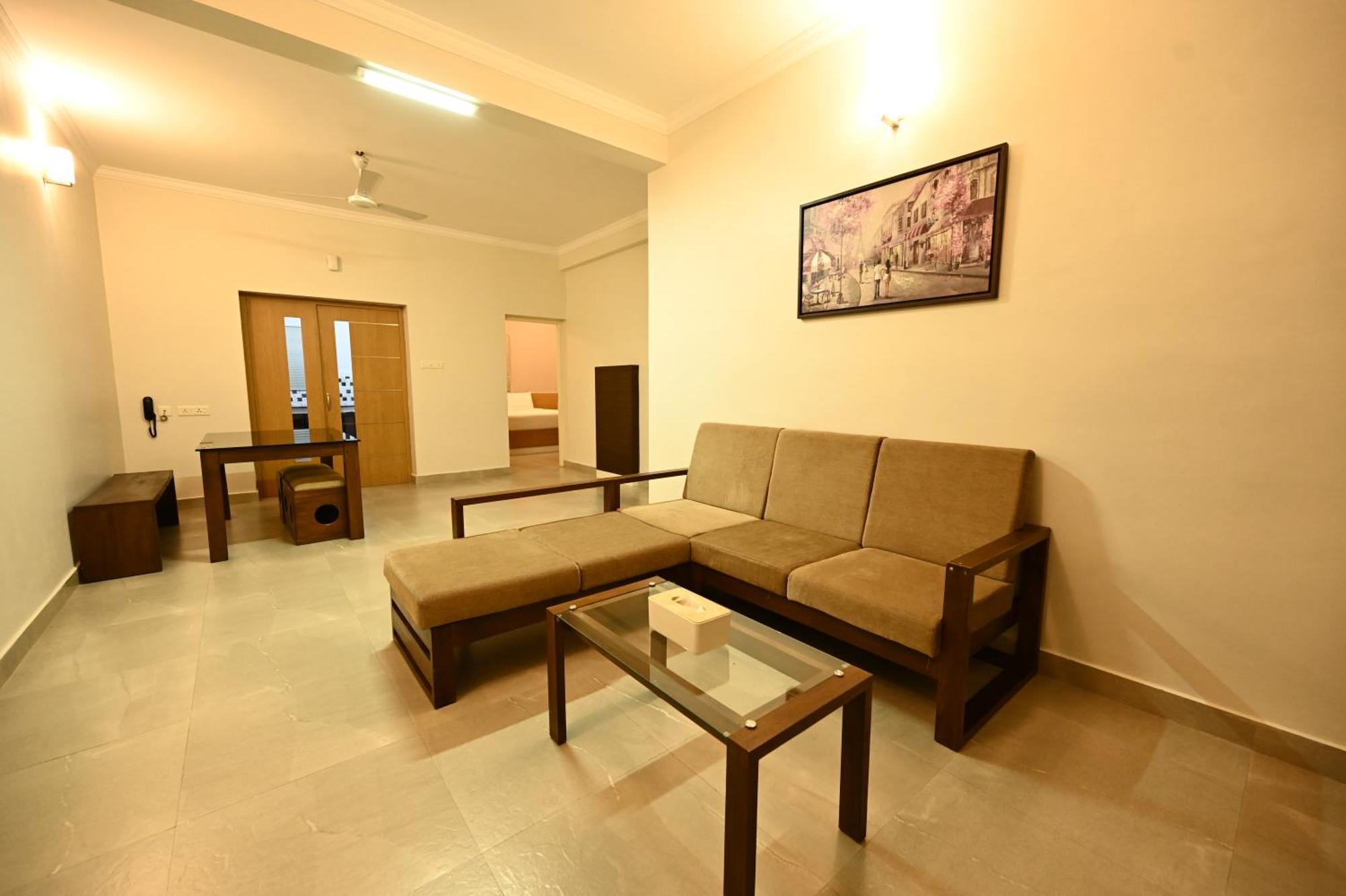 Castilo Inn Hotel Apartments Kochi Room photo